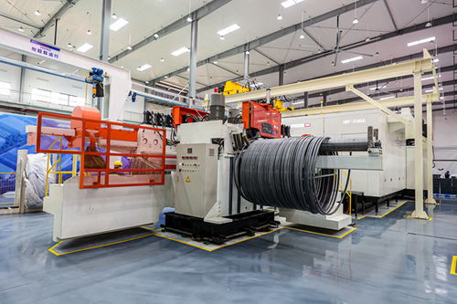 做大國重器上永不松動的螺絲釘 申億精密助力打造以汽車為核心的產(chǎn)業(yè)鏈集群